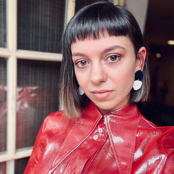 Meet your posher - Picture 1 of 4